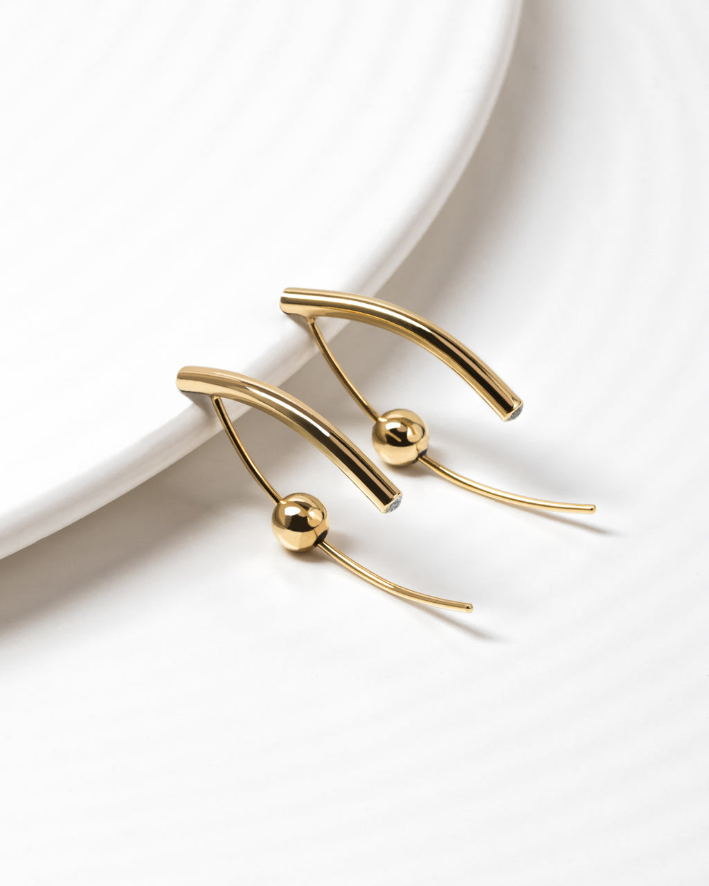 PIA Dot Sapphire Earrings (S)