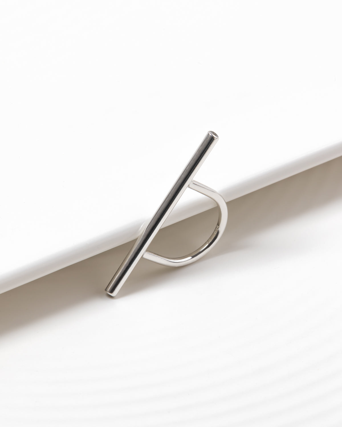 HORIZON Sapphire Ring