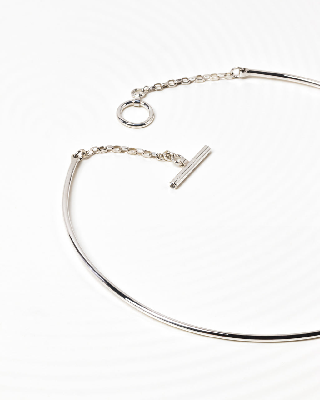 LAGOM Chocker Necklace